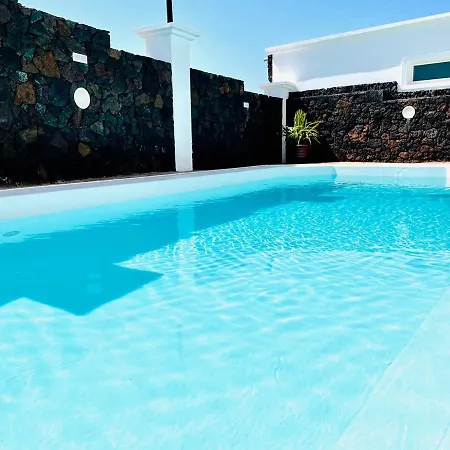 Villa Loros *